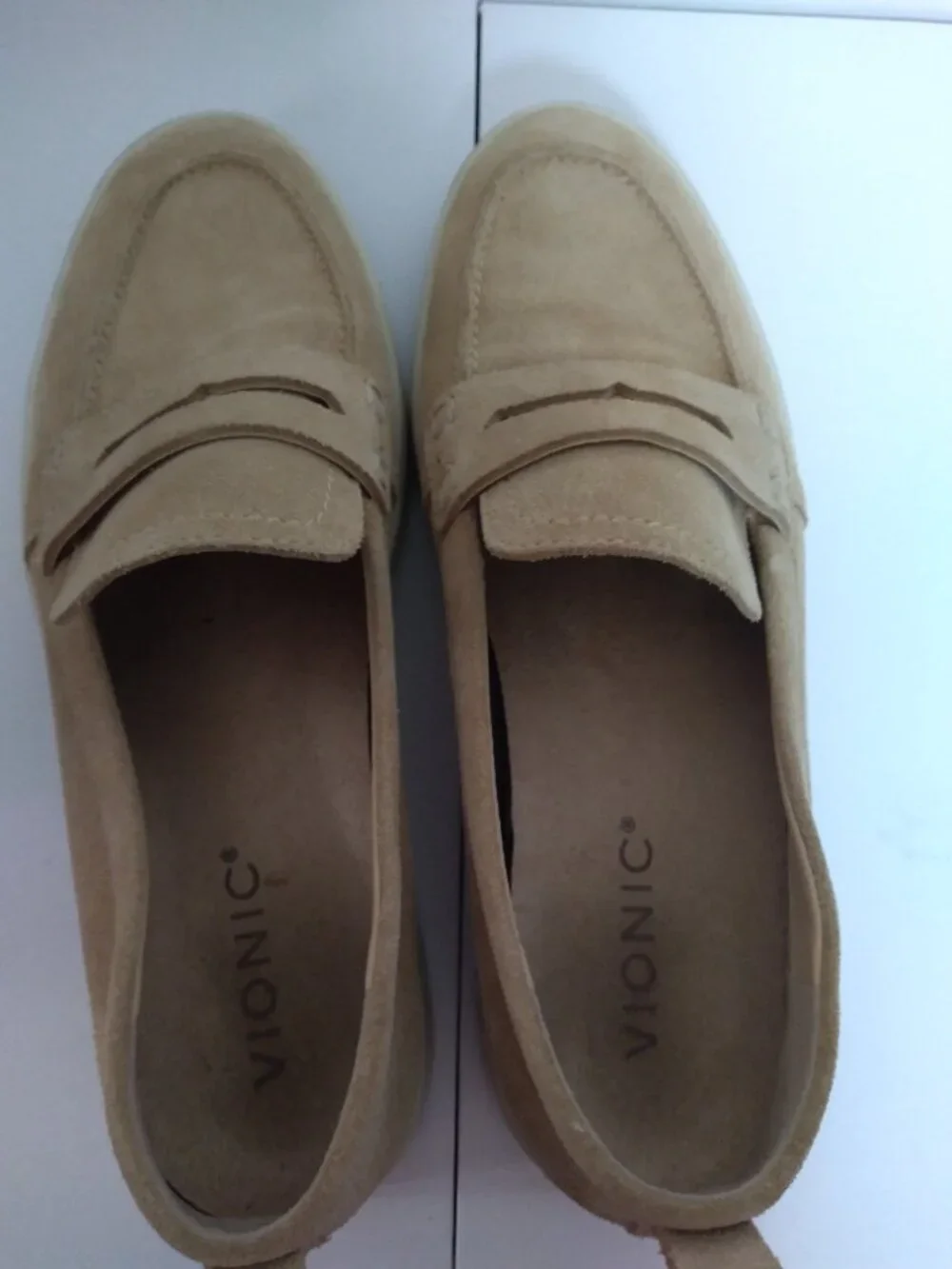 Vionic Uptown Loafer - Sand Suede - Size 8